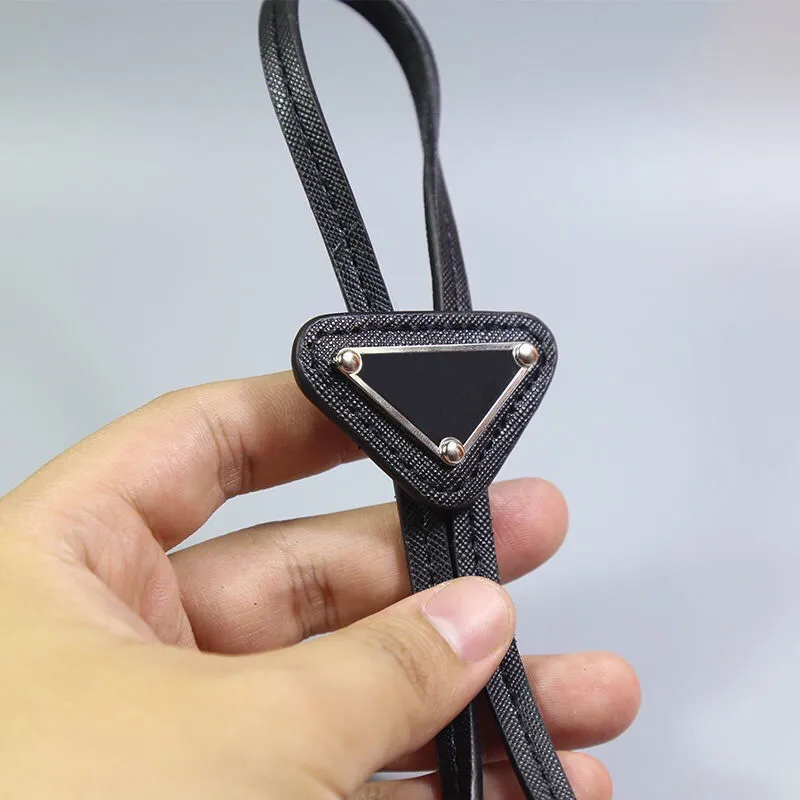 Kvinnors designer slipsar slips choker märke damer svart triangel lyx elegant