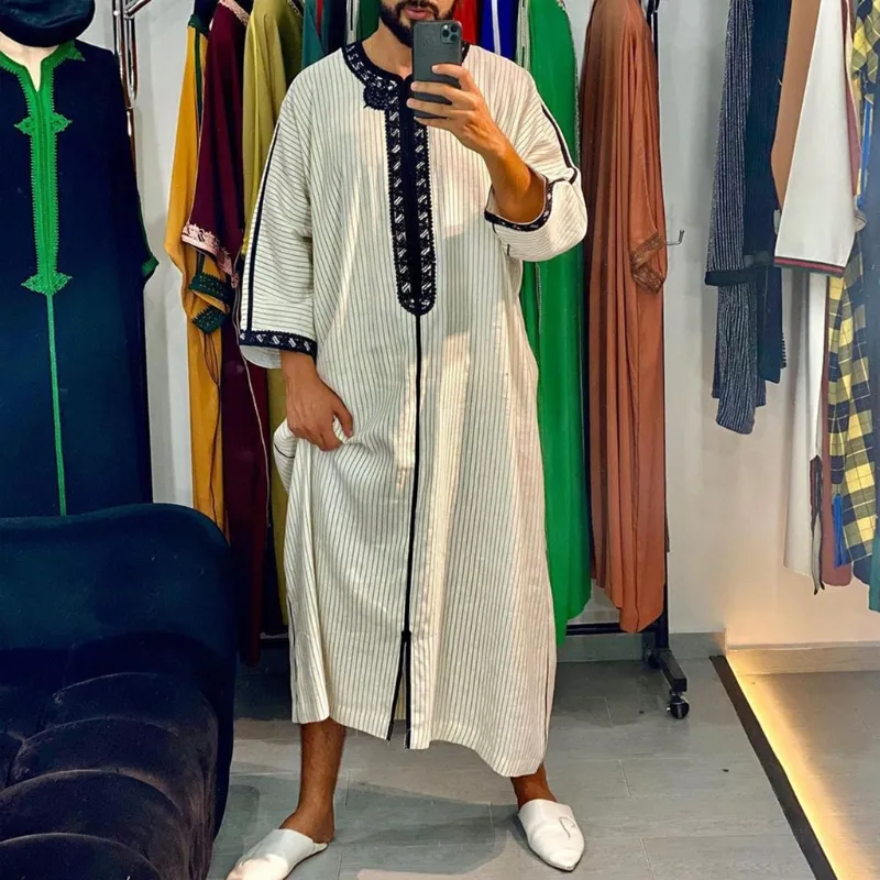 Etnische kledingstijl Abaya Islam Men Robe moslimjurken Djellaba Homme Stripe Print Shirts Arabische kleding herenkleding Etnnic