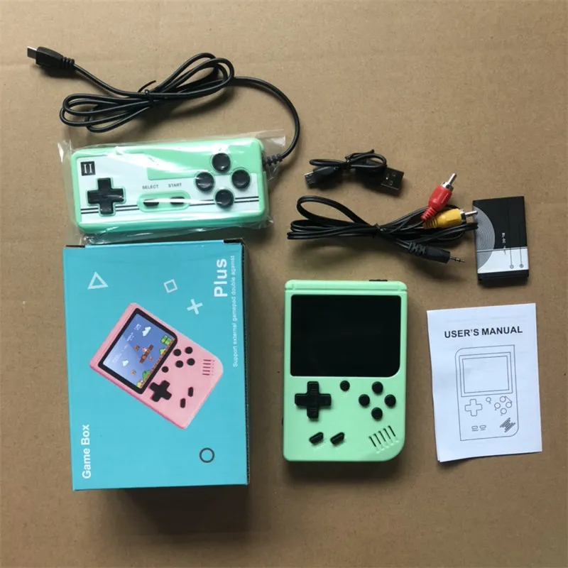 Lettore portatile per console di gioco portatile Macaron Video retrò in grado di memorizzare 500 in1 Supporto per culla LCD colorato a 8 bit Modalità doppia