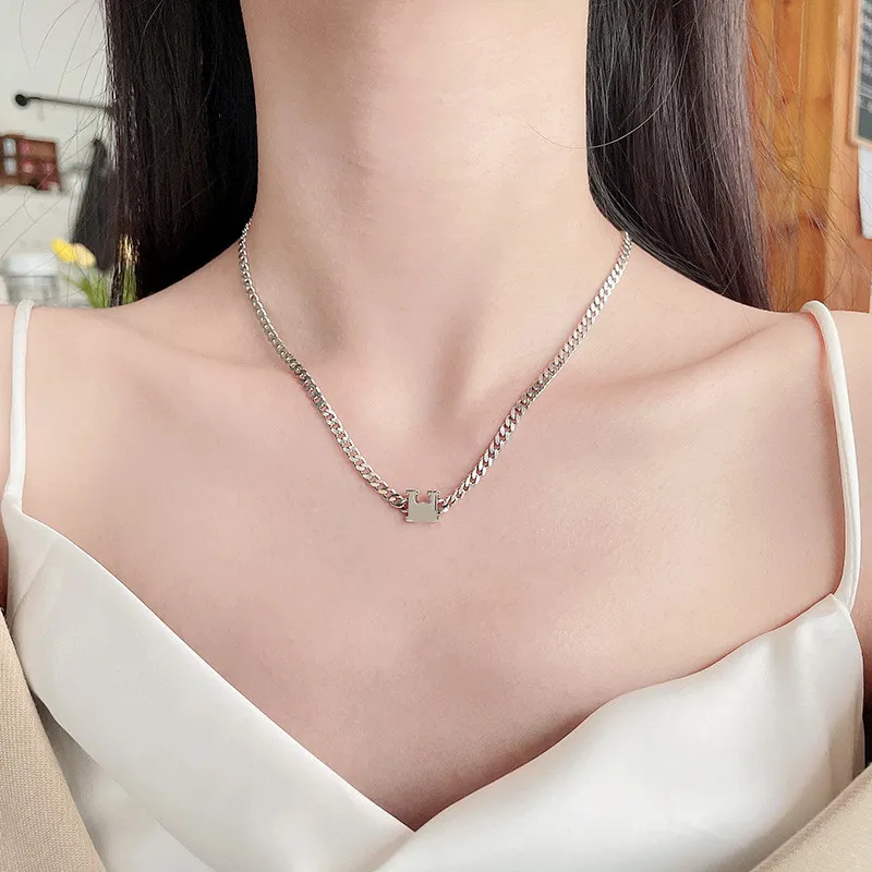 Colar de letra de designer Pingente Sterling Silver Clavicle Chain Jóias femininas