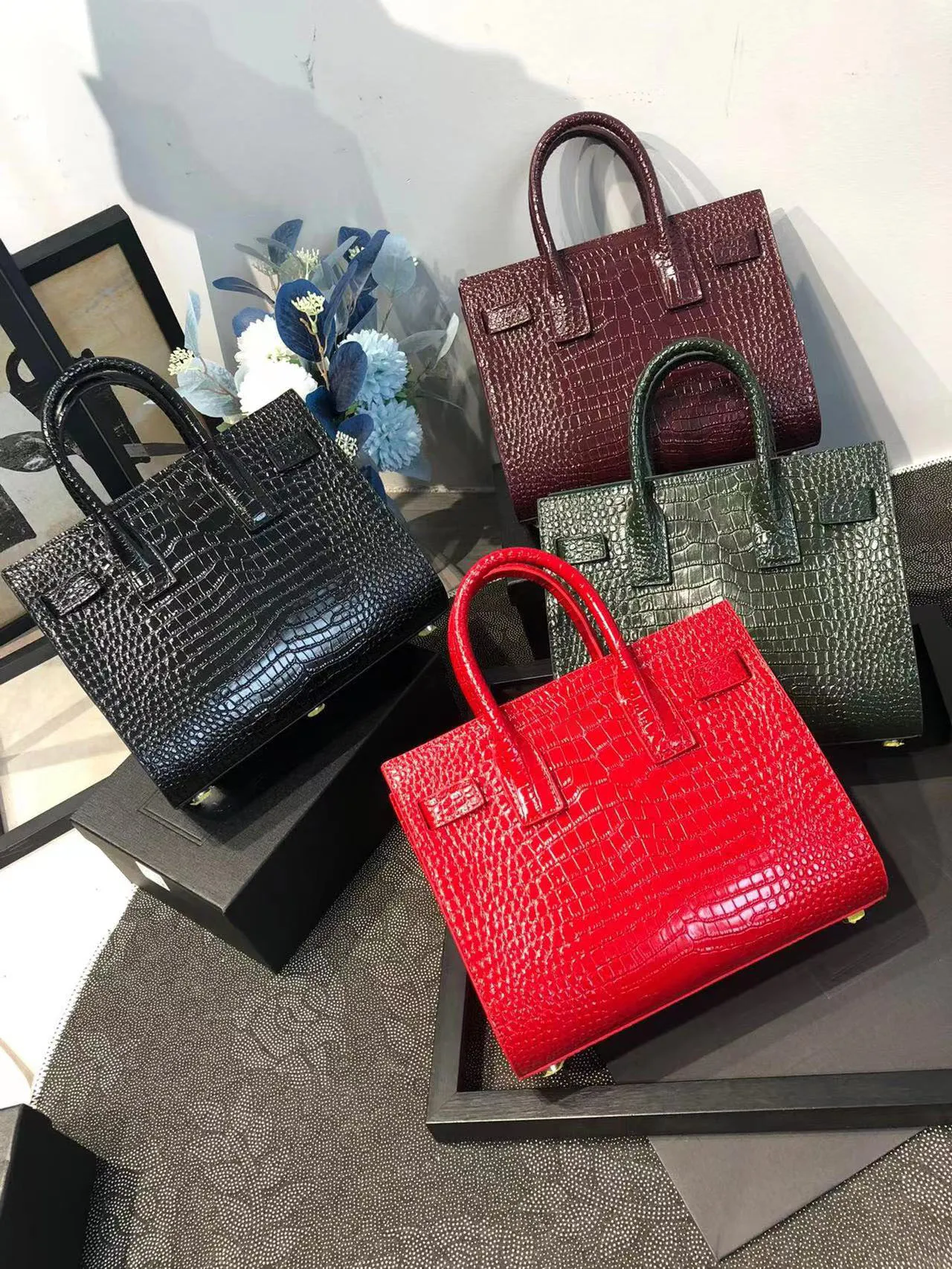DHgate.com:ysllbag SHINY bags SAC DE JOUR NANO IN EMBOSSED DHgate.com:ysllbag SHINY bags SAC DE JOUR NANO IN EMBOSSED
