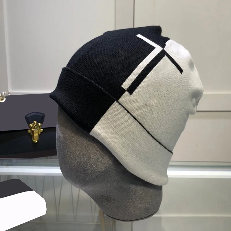 Luxurys Designers Beanie Versatile Winter Hat Unisex Classic Soild Color Color Coler Color Color Colurable Street Fidited Hats Mens Top Quality Beanies