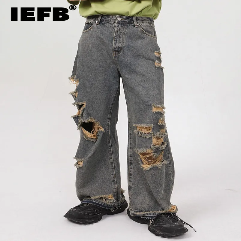 Jeans masculinos IEFB Men's Wear Summer Casual Jeans Men Moda coreana Moda personalizada Tubo reto Hole masculino Vintage 220827