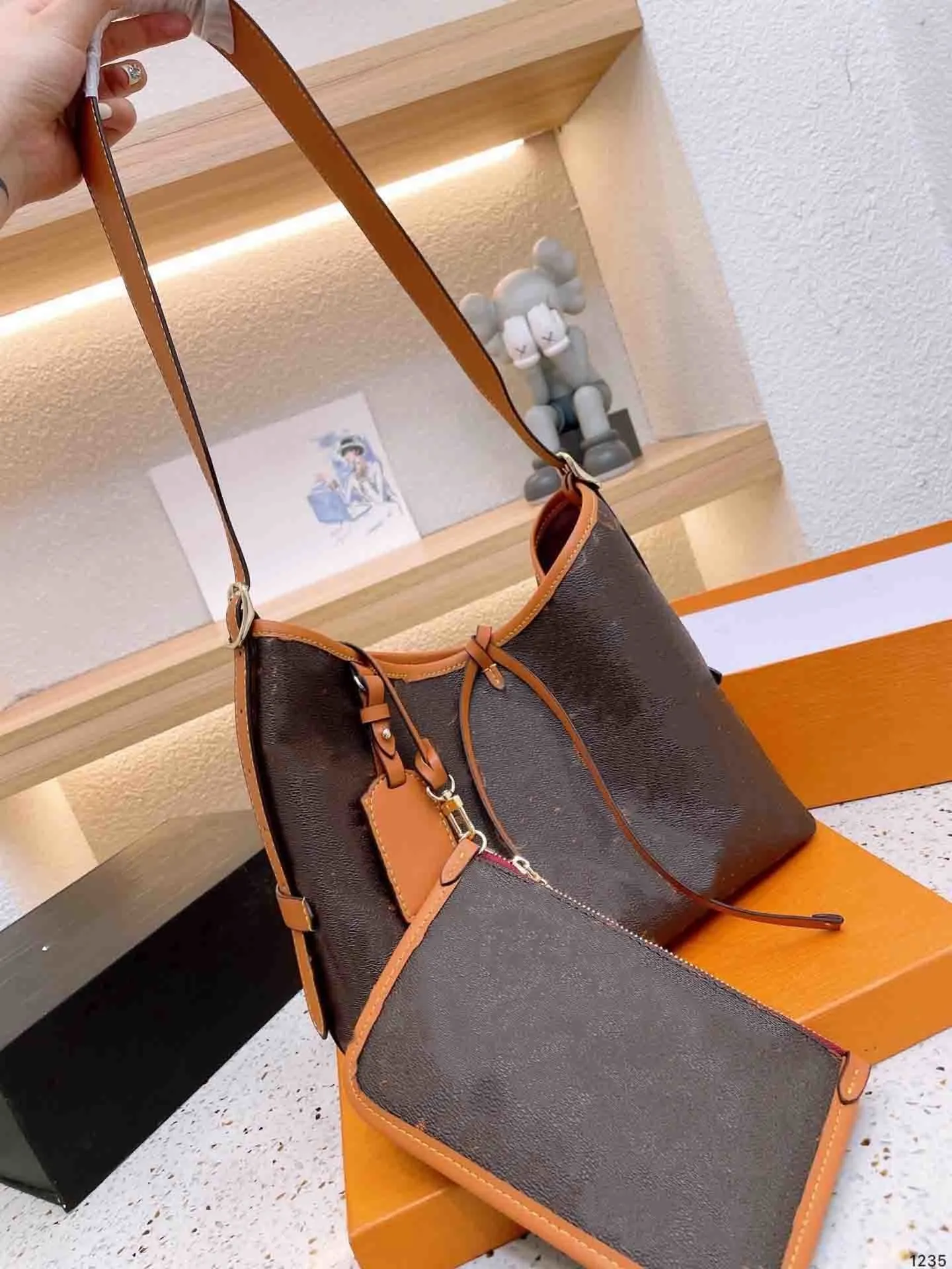 Classic Designer Tote Shoulder Bag Purse Vintage Brown flower Leather Handbags Women Large Capacity Composite Brown Shopping Handbag Wallets