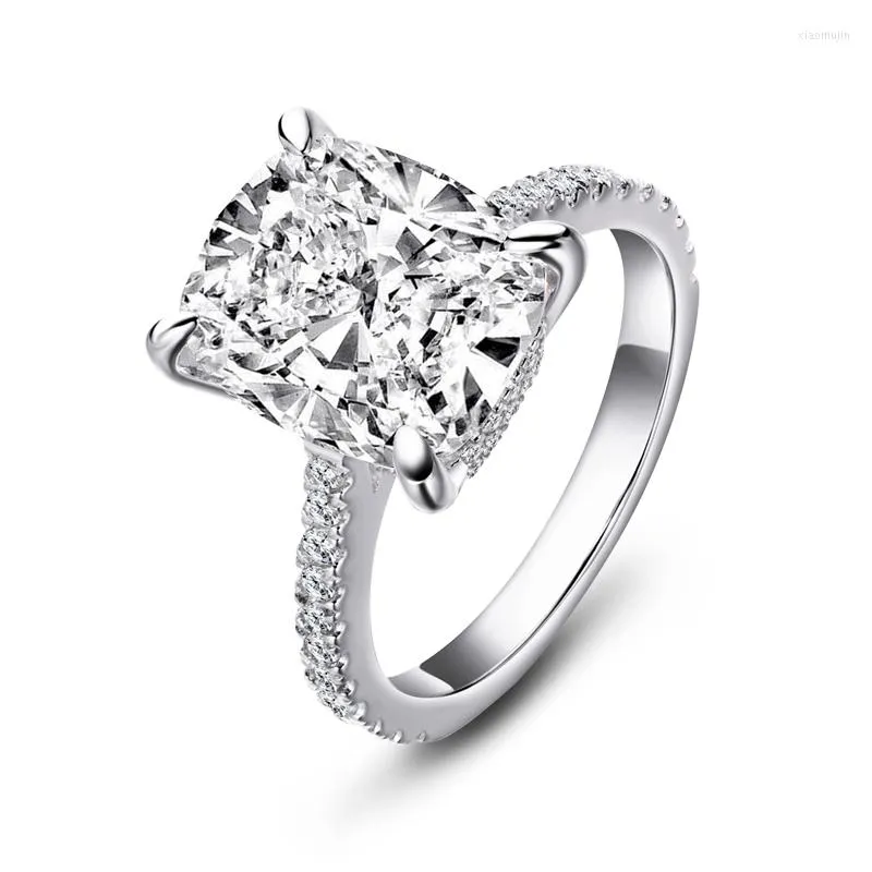 Pierścienie klastra Lesf 925 Sterling Silver 4CT CUSHION Cut Pierścień 4 Zęby sona Symulowana diamentowa biżuteria zaręczynowa na kobiety duże kamienne ślub