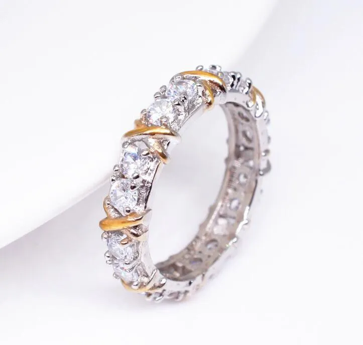 Anelli nuziali alla moda CZ diamante simulato 10KT Fede nuziale in oro bianco e giallo Anello incrociato misura 5-11