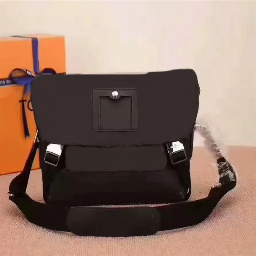 حقيبة رسول جلدية أصلية للسيدات حقيبة اليد Voyager Crossbody Bag Cx#178 مع الأشرطة M410511 تحتوي على أكياس غبار 205f