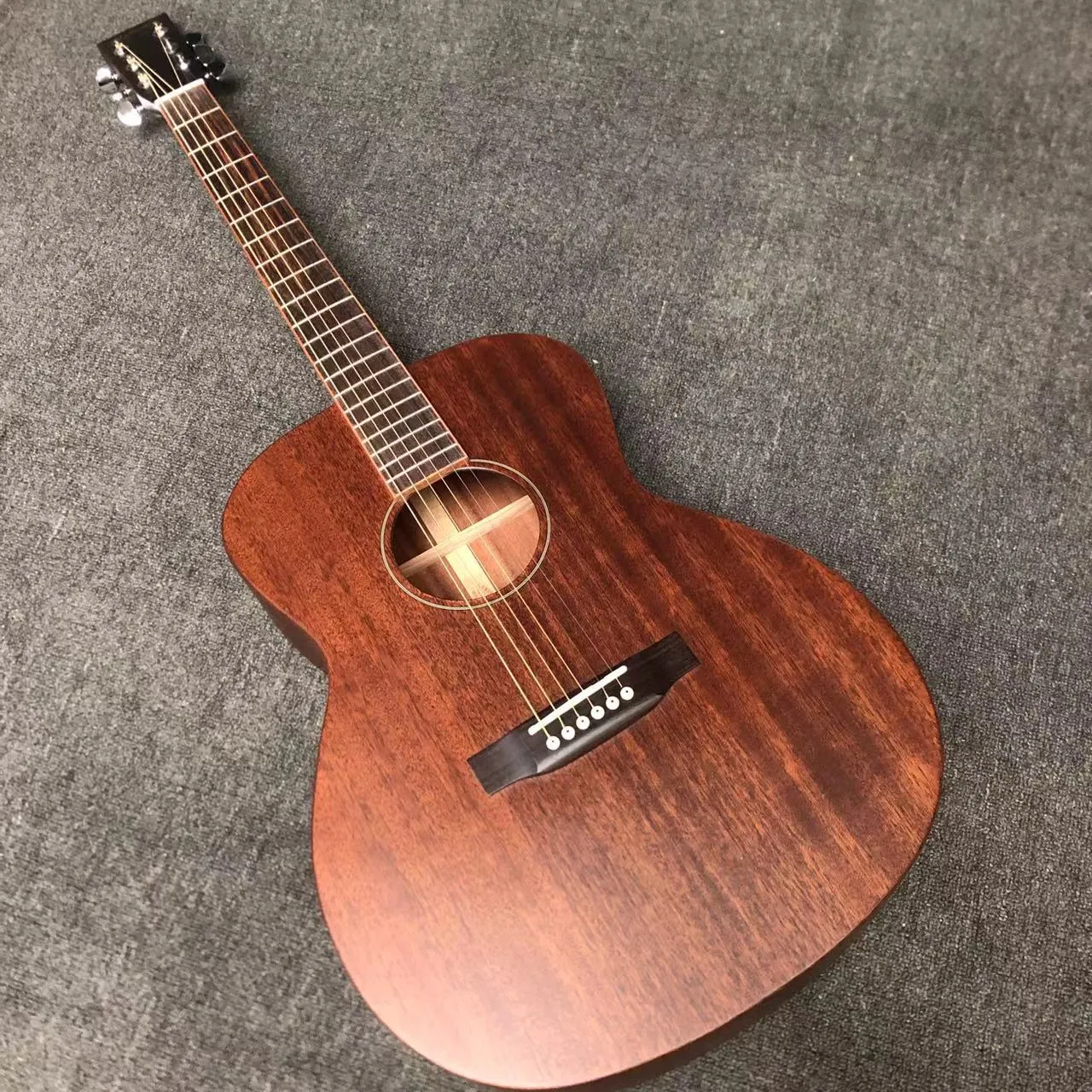 39インチパーラーアコースティックギター：すべてのマホガニー
