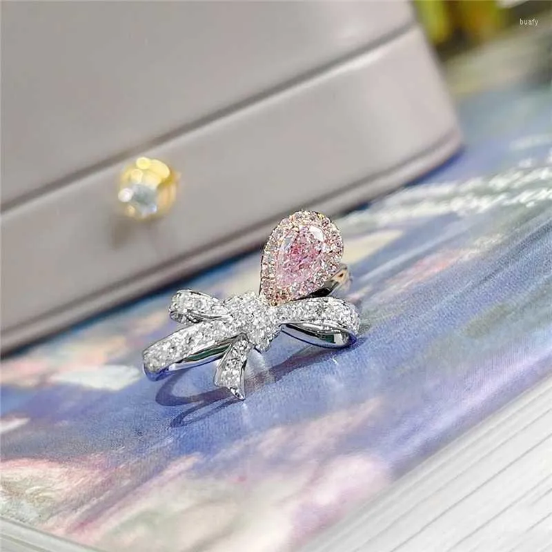 Fedi nuziali 2022 Summer Classic Micro Set Bow Waterdrop Pink Diamond Ring Ladies Versatile Festive Ball High Luxury Jewelry Gifts