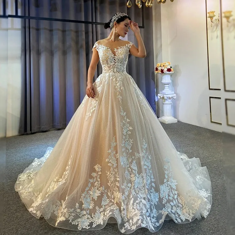 Luxo a linha vestidos de casamento plus size miçangas vestidos de noiva mangas boné rendas apliques lantejoulas árabe dubai vestidos de novia