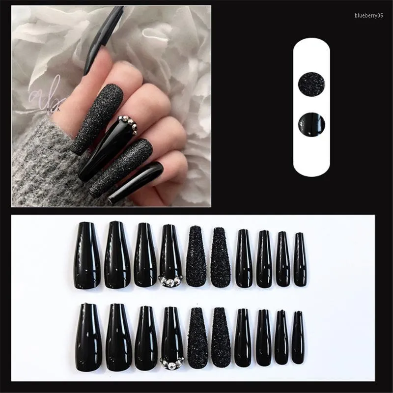 HELLO! India - Our goth dreams are made of these #Black #nails #fashion  #style | Facebook