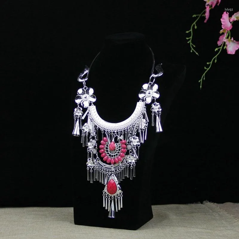 Pendentif Colliers LosoDo Marée Européenne et Américaine Rétro Style Ethnique Miao Gland Fleurs Colliers Accessoires Vêtements Collier Femme