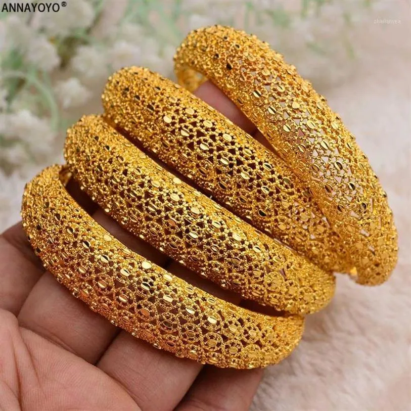 Bangle Annayoyo 4pcs Lot Dubai Gold Color Barkles المجوهرات الإثيوبية الأساور الأفريقية للنساء هدايا العروس العربية 1246n