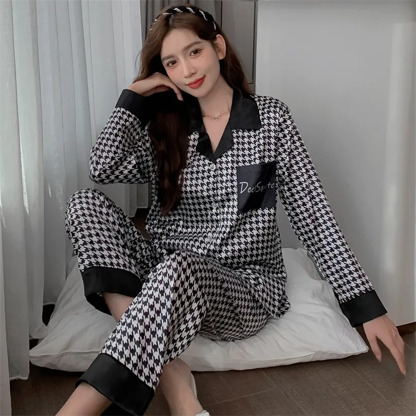 Femmes Sleep Lounge Soie Dames Pyjamas Automne Glace Soie À Manches Longues Pantalon Ensemble Impression De Mode Pyjamas Femmes Homewear 220827