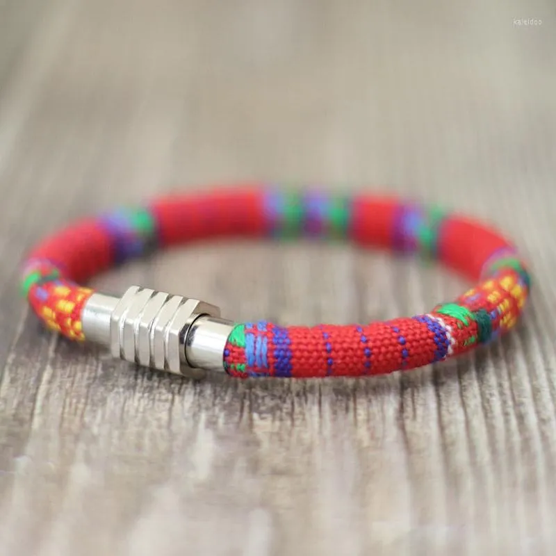 Bracelets de charme Bohemain Braclet magn￩tique de couleur farbique ethnique Bohemain 6 mm Farbic pour hommes