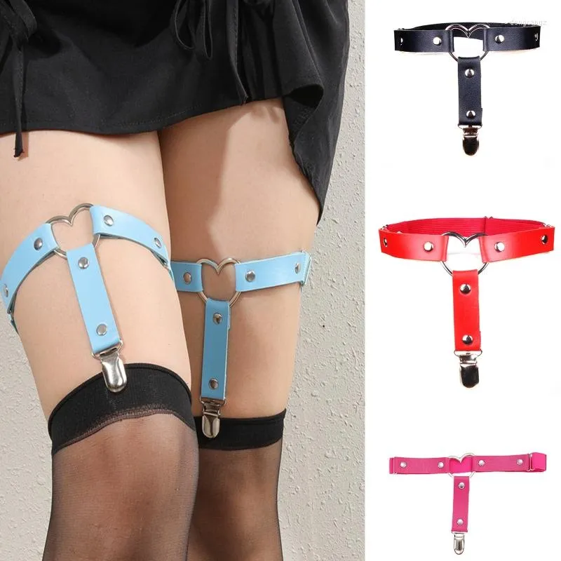 Ceintures gothique jambe jarretière avec coeur décor PU cuir cuisse chaîne élastique Sexy corps bijoux discothèque fête pour fille