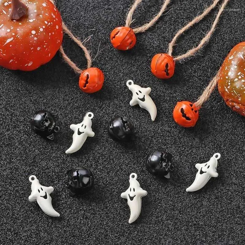 زخرفة الحفلات 5pcs/مجموعة Cat Ghost Pumpkin Diy Halloween Bell Bells Decorations Tree Decorations Hanging Decor Supplies