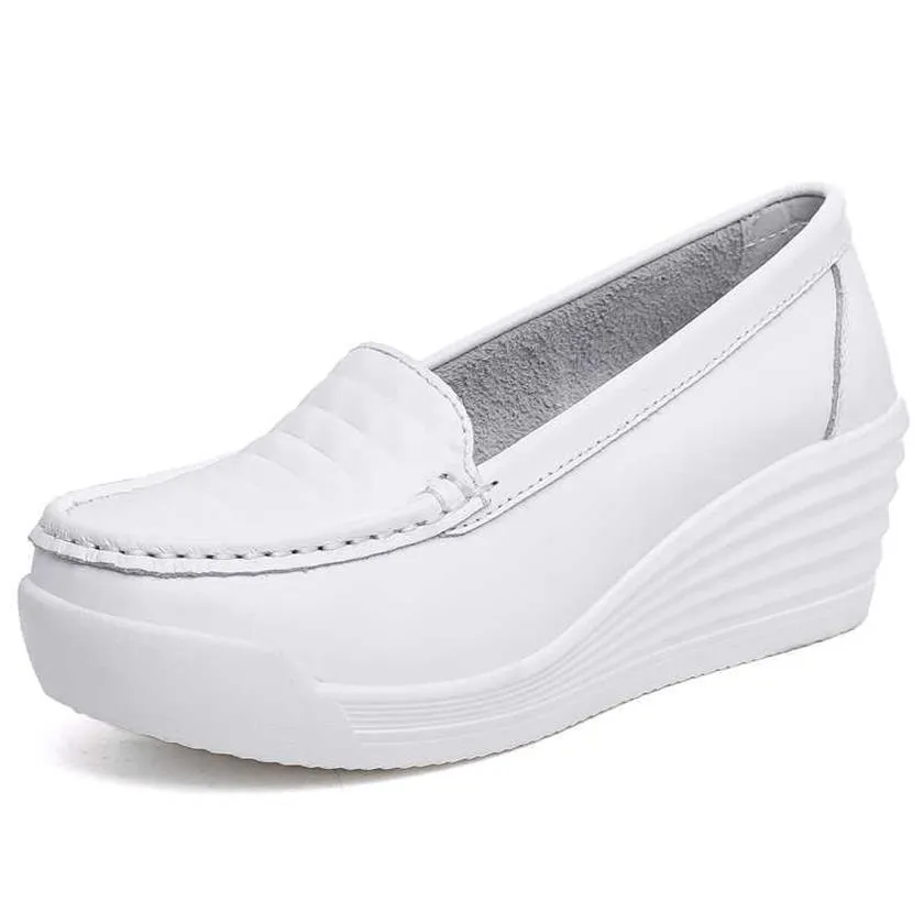 نساء أحذية تمريض بيضاء سيدات مريحة منصة أحذية رياضية ارتفاع متزايد إسفين للنساء الممرضات Zapatillas Mujer 211014271C