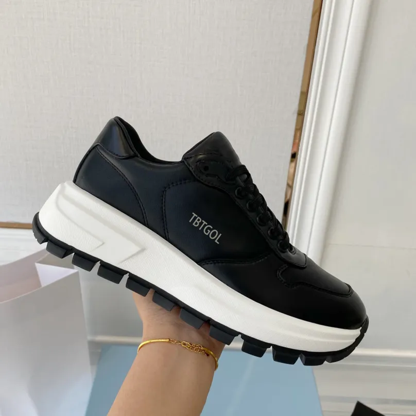 Kvinnor skor tjock botten stor plattform sneakers såg yttersula äkta läder snörning runda huvudet casual skor svart vit med låda nr408