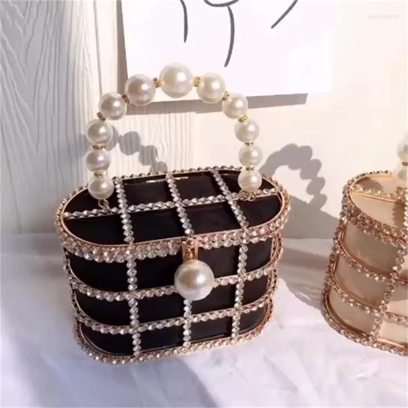 Kvällsväskor Diamonds Basket Clutch Dam Lyx Hollow Out Preal Beaded Metallic Cage Axel Handväskor Bröllopsfest handväska