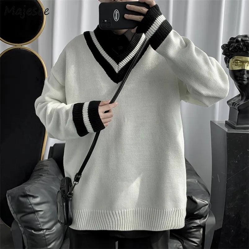 Suéteres masculinos Pullovers Men Fashion Knit V Neck Listred Casal All Match Sweater Student Clothing Daily Harajuku Streetwear Loose Lazy 220830