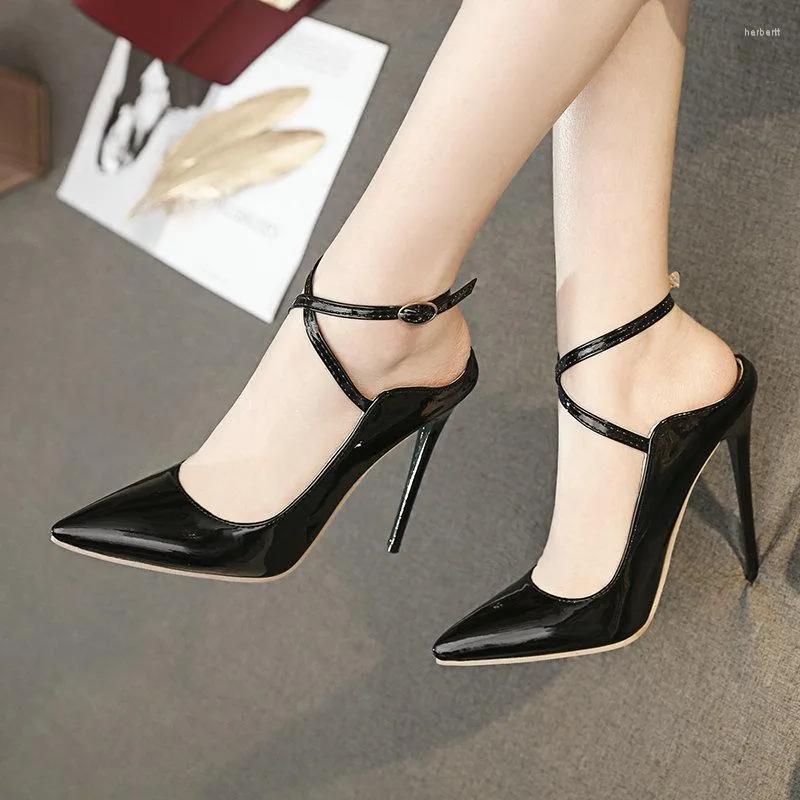 Sandaler Summer Women 2022 Trend Luxury Sexy Thin Heel Shoes Stripper Point Plus Size Buckle High Lady