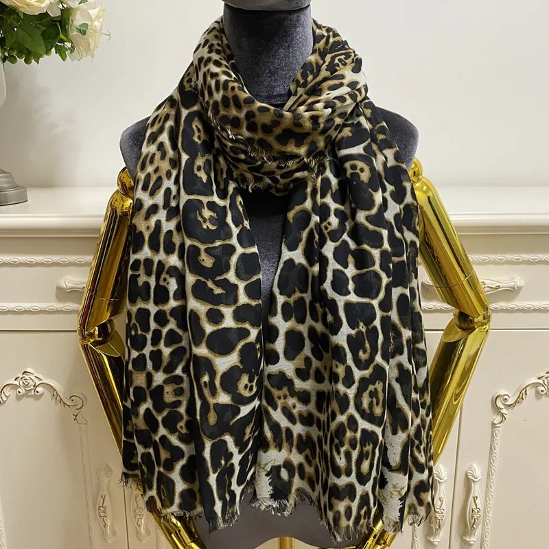 Foulards longs femme pashmina bonne qualité matière 100% coton imprimé fin et doux grain léopard grande taille 180cm -130cm