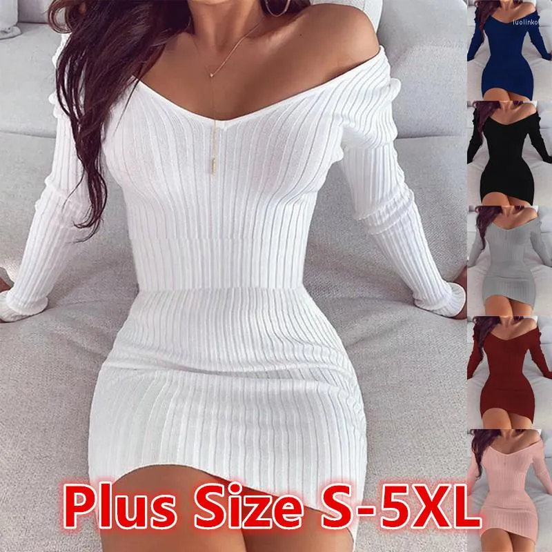 Повседневные платья 2022 зимний сексуальный клуб с плеча с длинным рукавом платье для женщин для женщин белый вязаный свитер мини-женщина Root Femme S-5xl
