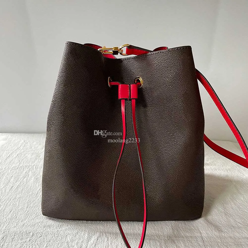 M44022 Designer Handv￤ska Kvinnor Hink Bag Monograms Canvas L￤der axelp￥sar H￶gkvalitativ Vintage Luxury Color Crossbody DrawString Purse