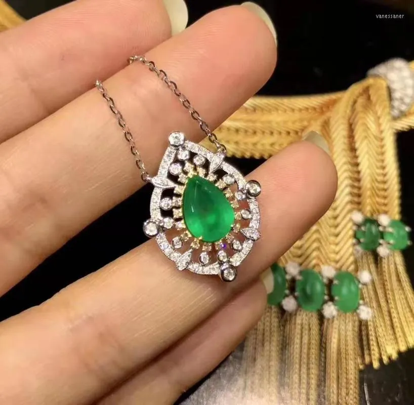 سلاسل Natural Emerald Necklace Gem Gend Quality 925 Silver 4x6mm