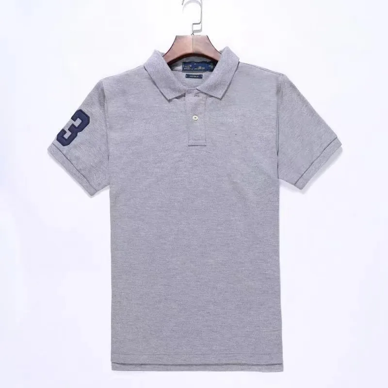 Vente en gros 2250 Été Nouveaux Polos Chemises à manches courtes pour hommes européens et américains CasualColorblock Coton Grande Taille T-shirts de mode brodés S-2XL