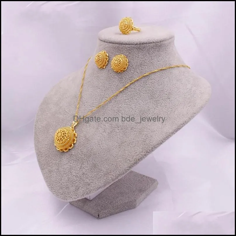 Pendientes Collar Plateado 24K Conjuntos de joyas de oro Collar Pendientes Anillo Collares Conjunto de joyas para mujeres Dubai African S Arabia Nupcial Dhzmg