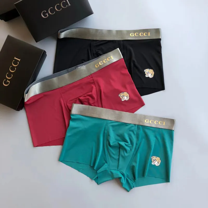 Intimo Da Uomo Mutande Firmate Pantaloncini Ragazzi Intimo Di Seta Estate Uomo Boxer Senza Cuciture Ultra Sottile Sciolto Traspirante Marea Comfort Del Marchio De 17 36 DHgate