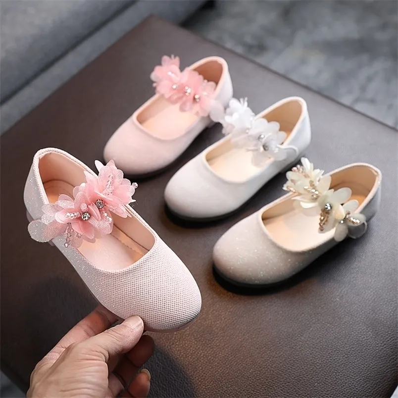 Sneakers Kinderleer meisjes schoenen Shining bloemen prinses voor baby feest bruiloft kinderen flats voorjaar zomerjurk 220830