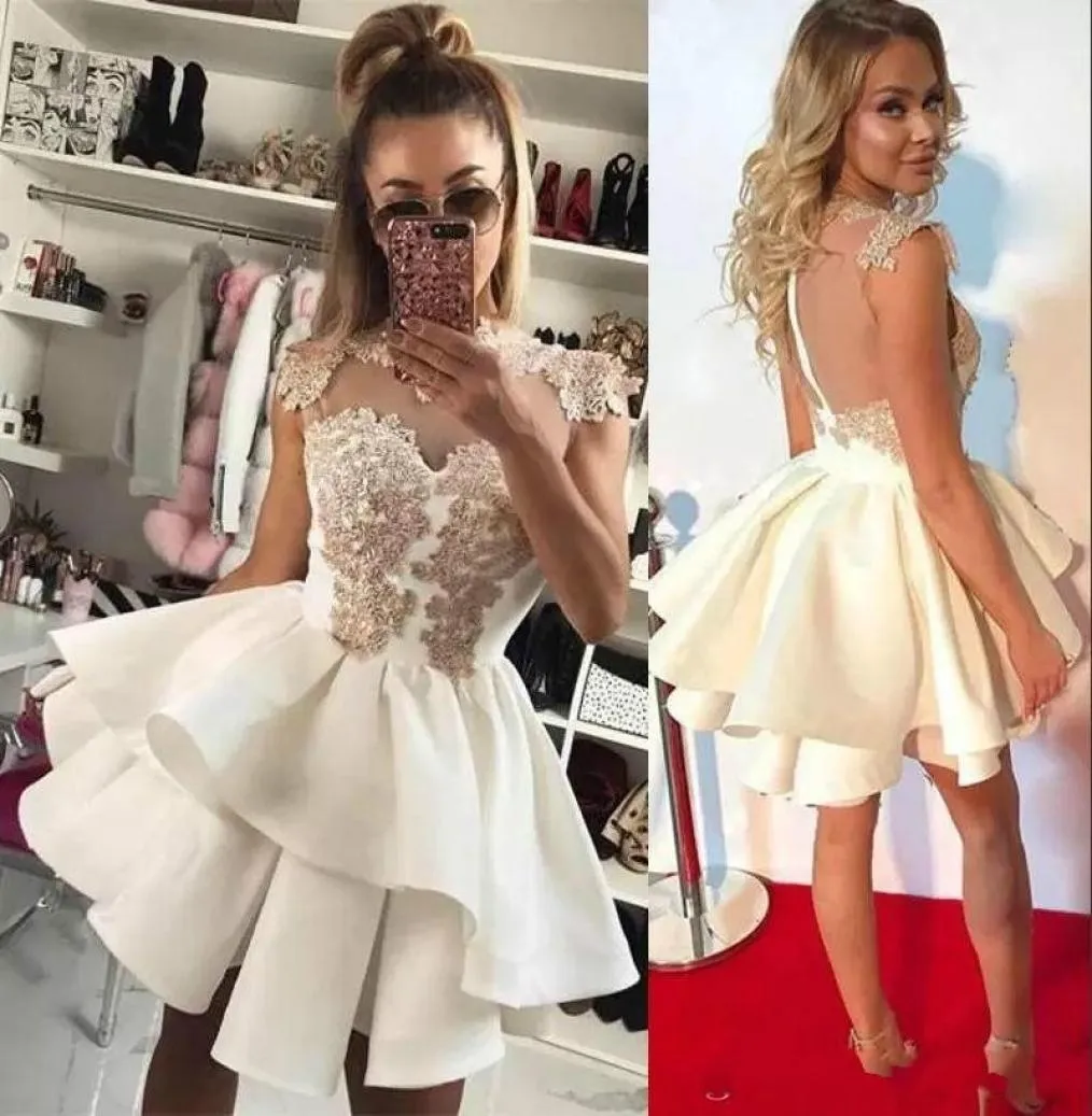 Modest Crew Tiers Homecoming Dresses Satin Applique 2019 Arabic Bridesmaid Cheap Short Prom Dress Cocktail Party Club Wear Graduat1138987