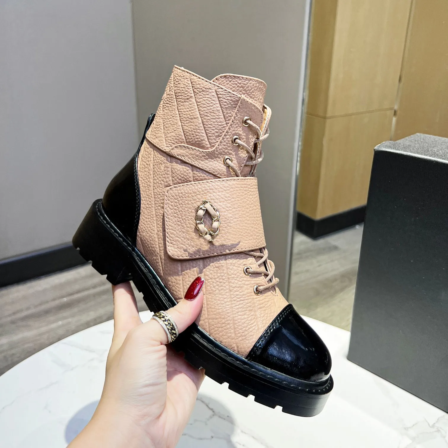 High Quality Ankle Boots Designer CCs Leather Boot Fashion Women Winter Booties Channel Sexy Warm Shoes Lace up fsfcd