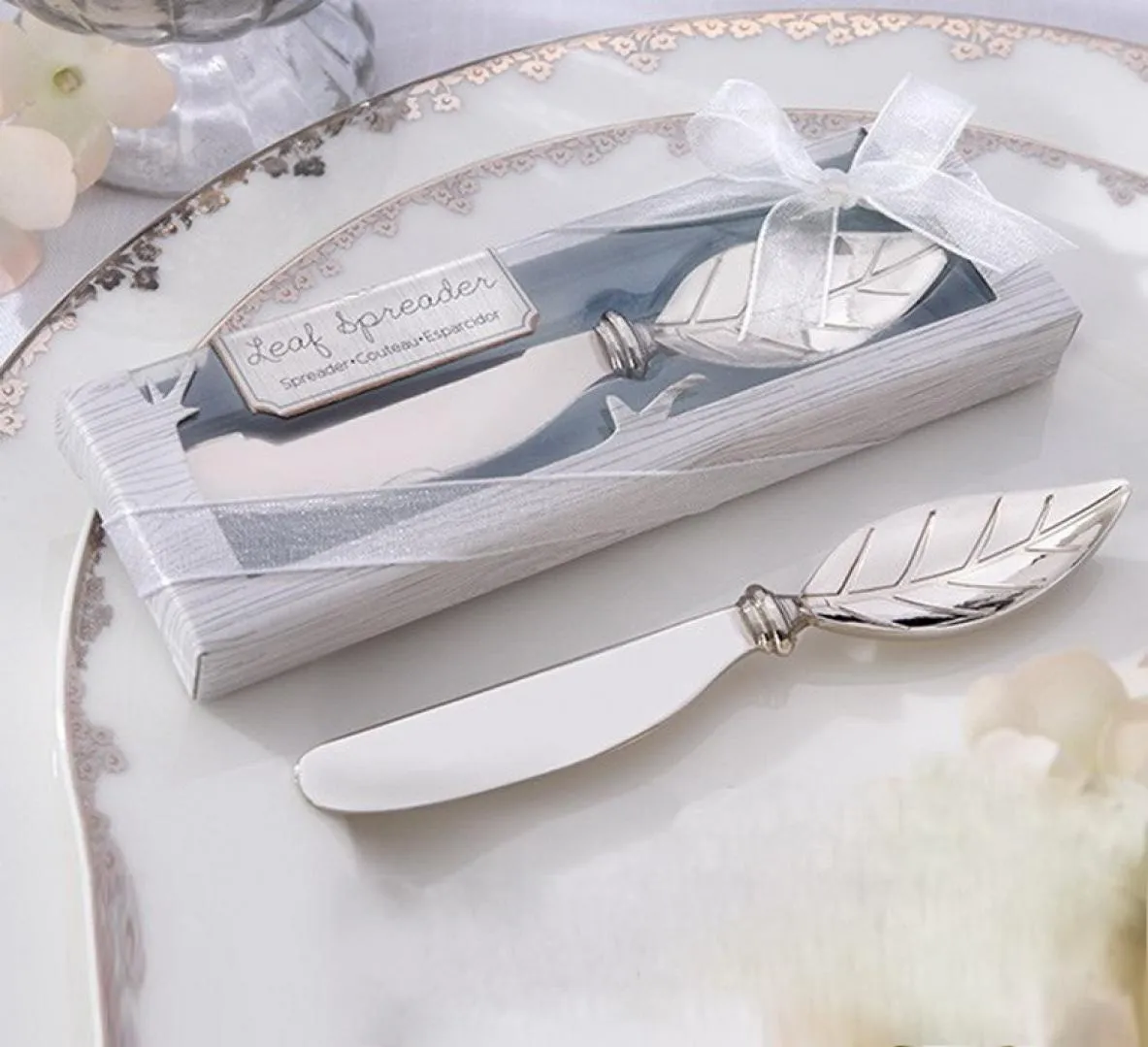 wedding favors gifts party quotspread the lovequot stainless steel maple leaf butter knife spreader souvenirs box packing4509501