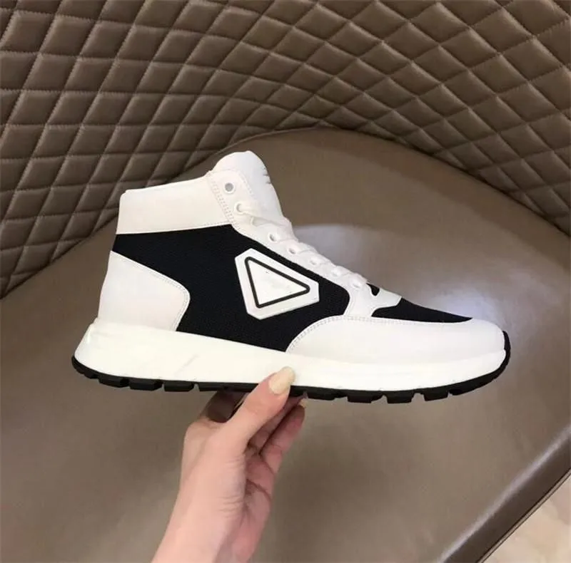 2022 Nya Fashion European Big Brand Sneakers High Top Leather Classic Time Thick Bottom Bet Bortable Casual Men's Shoelace Top Quality