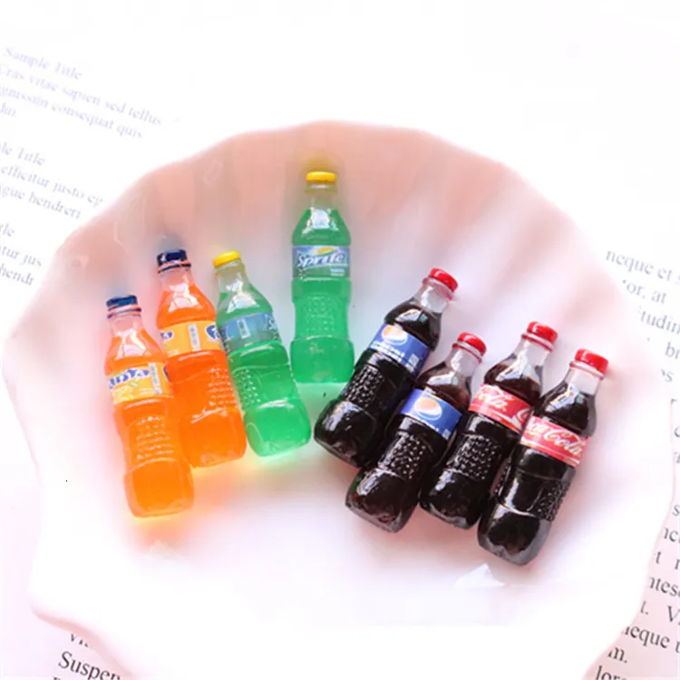 Acessórios para bonecas 5pcs Mini Soda Drinks Bottle para 1 12 BJD S Finque