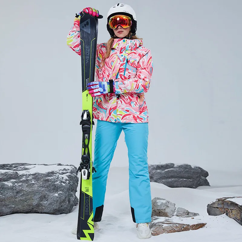 Women's ski shop clothing sets