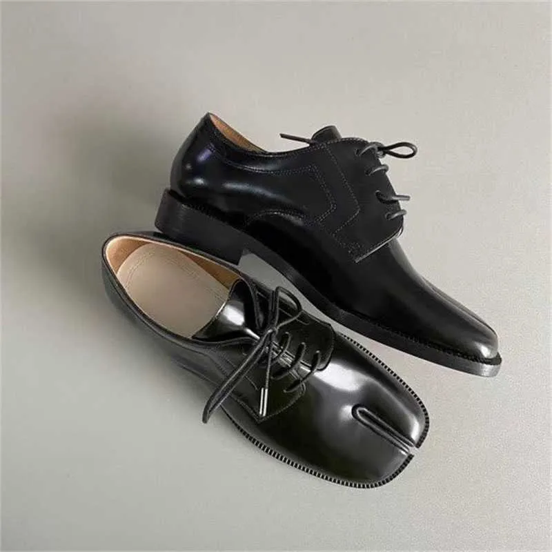 DHgate.com:Margiela Majira shoes Mm6 men women shoes silver DHgate.com:Margiela Majira shoes Mm6 men women shoes silver