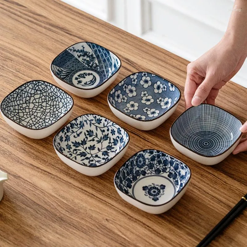 Bowls Japanese Tableware Ceramic Bowl Taste Dish Small Plate Vinegar Seasoning Snack Soy Sauce Dishes Porcelain For Kitchens