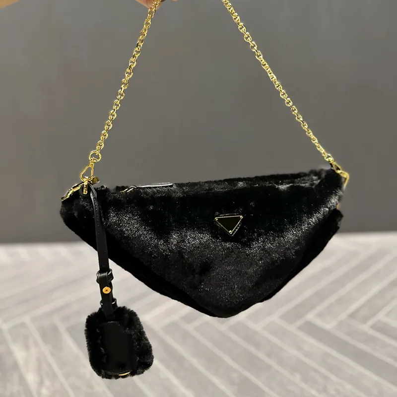 Bolso negro pequeño cadena sale