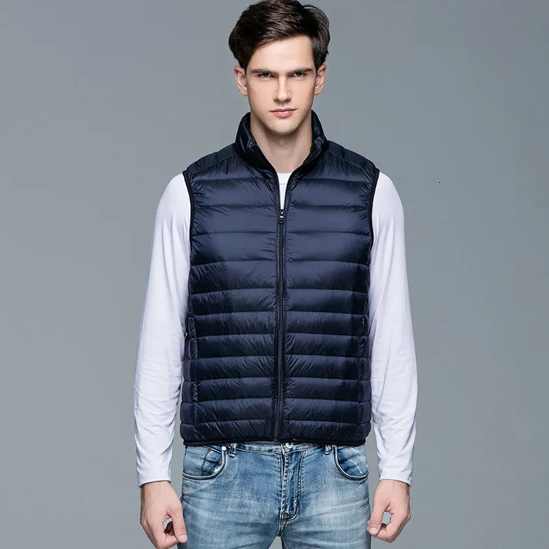 Gilets pour hommes Ultra Light Down Vest Hommes Automne Hiver Outdoor Stand Collier Coupe-vent Veste sans manches Garder au chaud Blanc Canard Down Gilet 221202