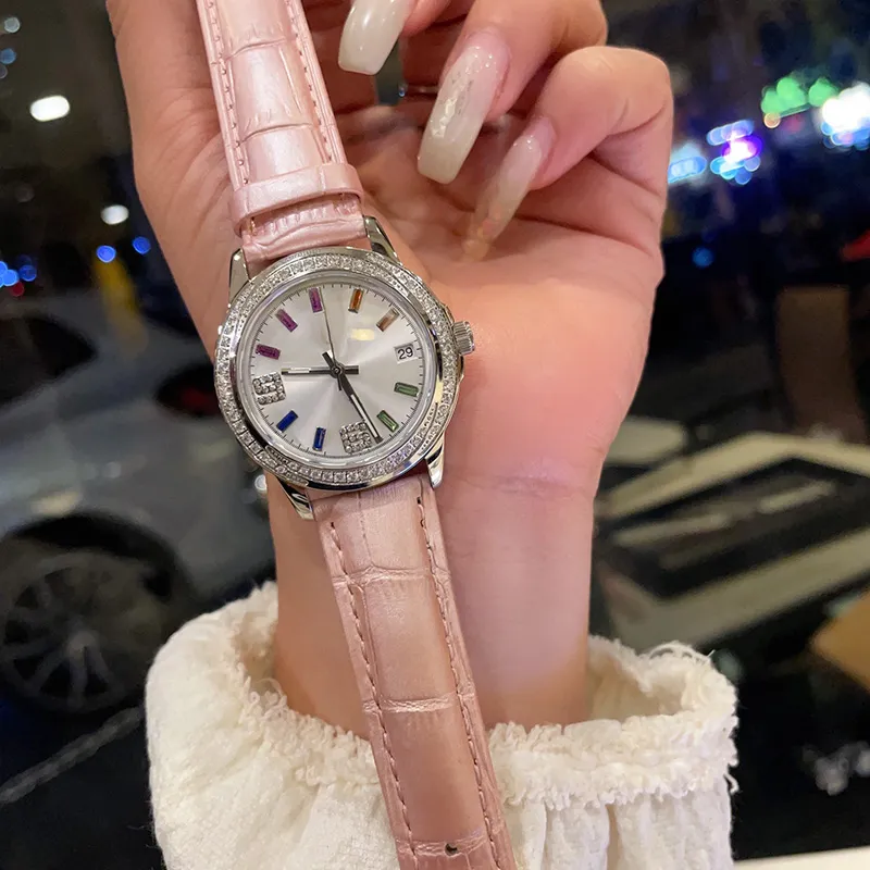 Women Watches Quartz Movement Watch Fashion Wristwatches Stainless Steel Leather Strap Montre de luxe Business Design Diamond Bezel 35mm