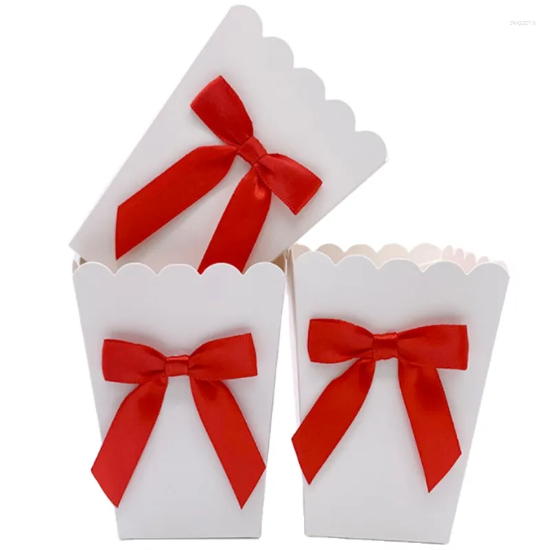 Presentförpackning 50pc Bow Box Party Supplies Papperspåsar Candy Boxes Container Födelsedag Baby Shower Wedding