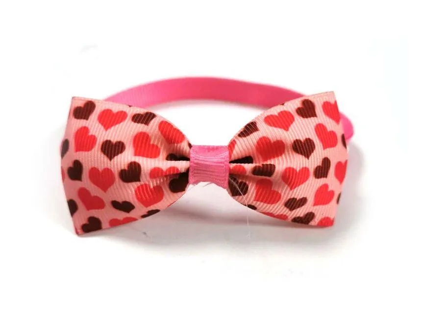 Dog Apparel 50picpet Valentine's Day bow tie heart pattern cat dog collar accessory colors randomly sent 2023