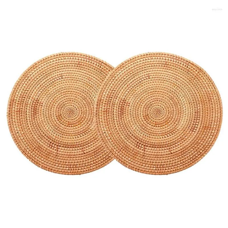 Tapetes de mesa 2 pacote de pacote à mão Placemats redondos de vime de vime natural para o jantar resistente ao calor