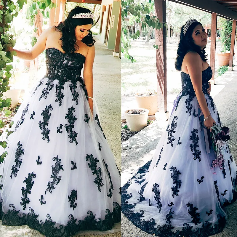 Vintage Black And White Wedding Gowns Gothic Bridal Dresses A Line Lace Appliques Sweetheart Sleeveless Lace-up Plus Size Vestido De Novia 2023