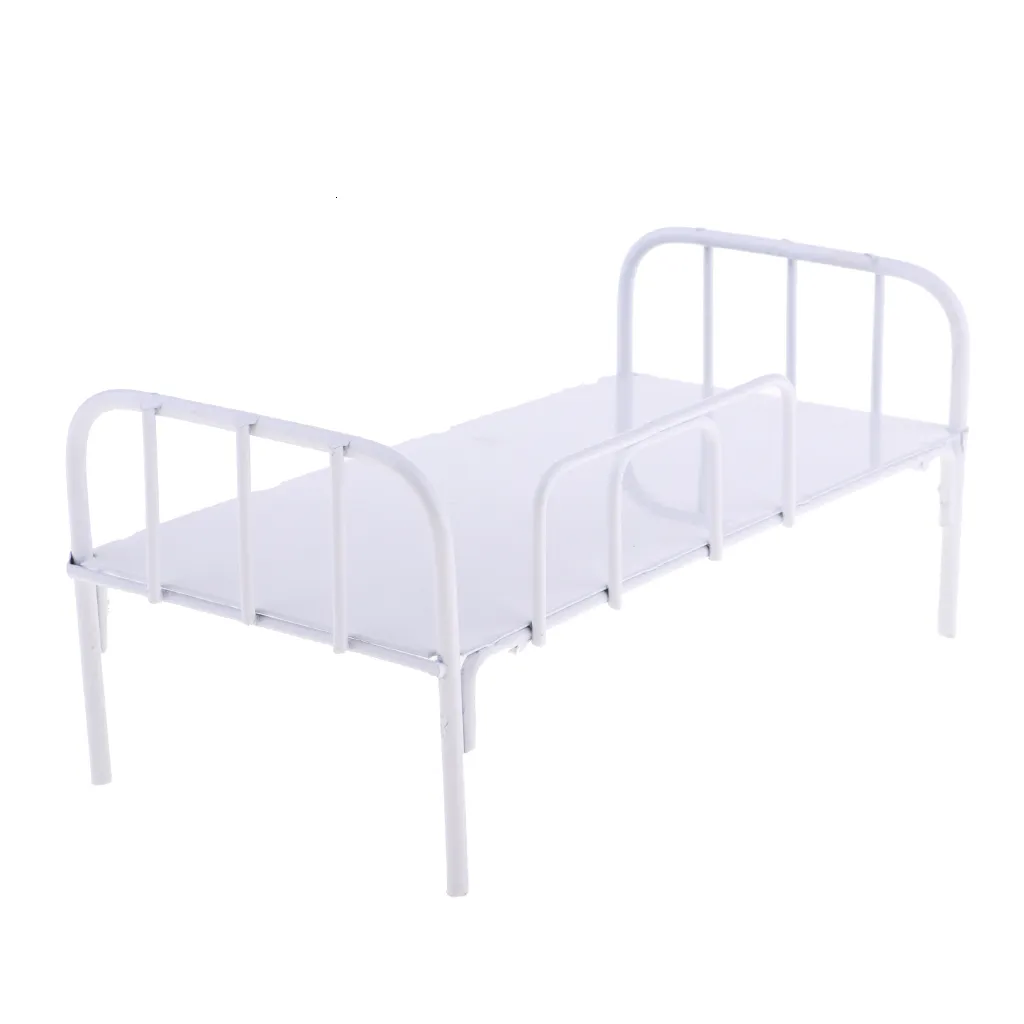 Prettyia 1 / 6 Miniature Single Metal Dormitory Bed Dollhouse 